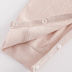 Tutina per neonato a tinta unita con stampa animalier e chiusura in velcro - image 8