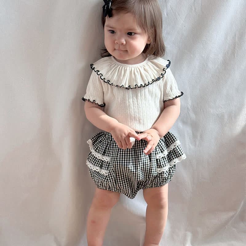 T-shirt da bambina in cotone con colletto a volant. - image 6