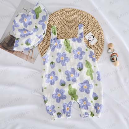 Tutina bianca con fiori e fragole per neonati, completa di cappellino. - image 2