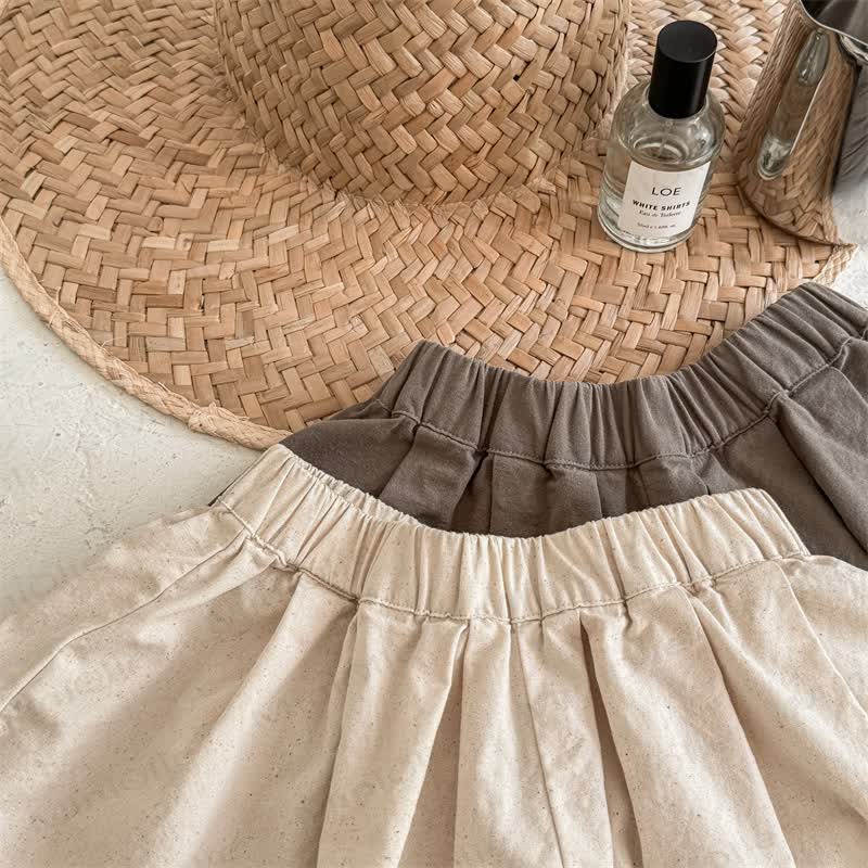 Completo da bambina composto da canotta e pantaloncini con stampa floreale. - image 6