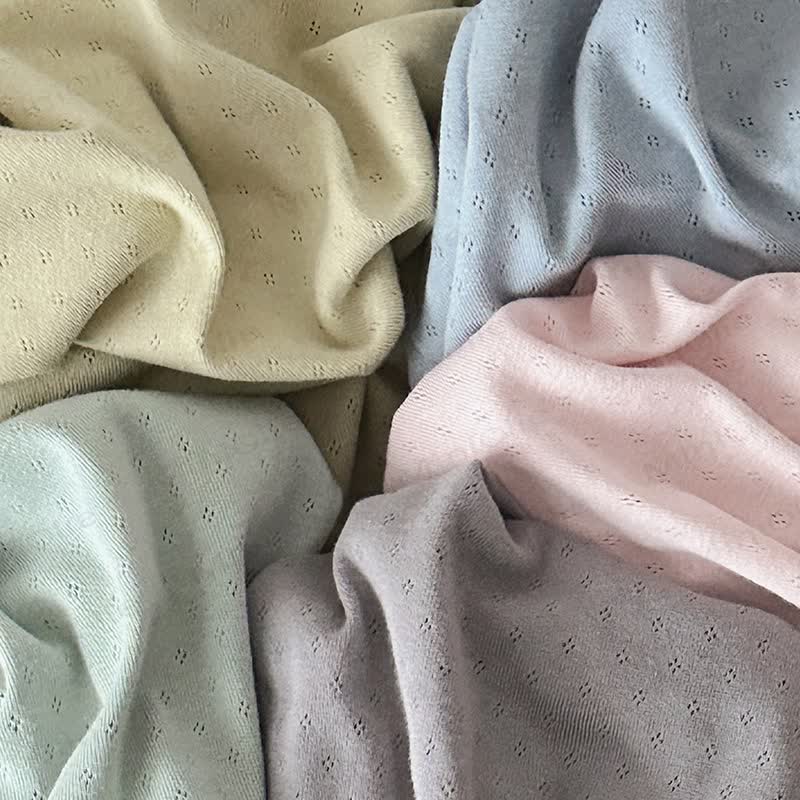 Set pigiama per bambino composto da maglietta e pantaloni in cotone - image 9