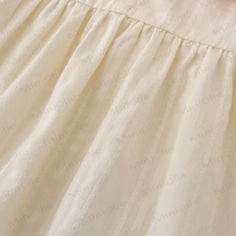 Completo da bambina composto da canotta beige in cotone e pantaloncini a quadri rossi o cappellino - image 7