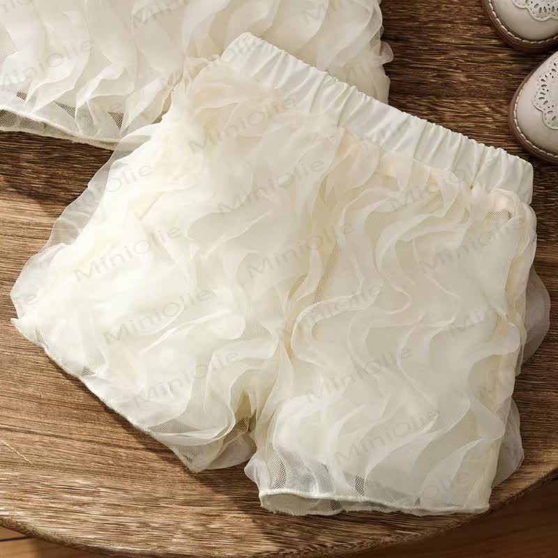 Completo da bambina composto da canotta con fiocco e pantaloncini. - image 4