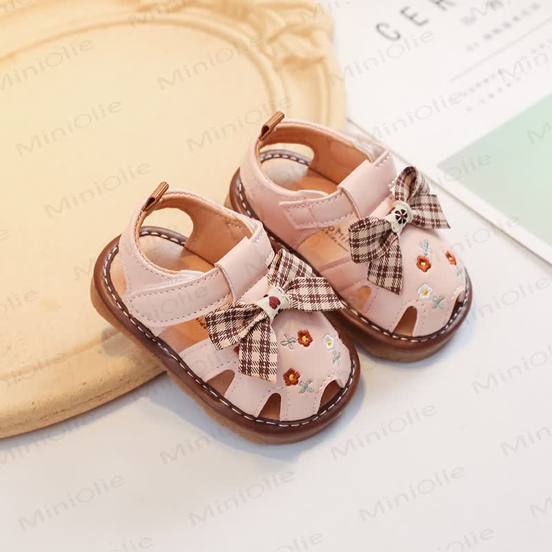 Sandali per bambina con fiocco ricamato - Rosa - 6C - image 4