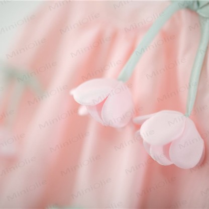 Completo da bambina composto da canotta e pantaloncini in cotone rosa con fiori. - image 6