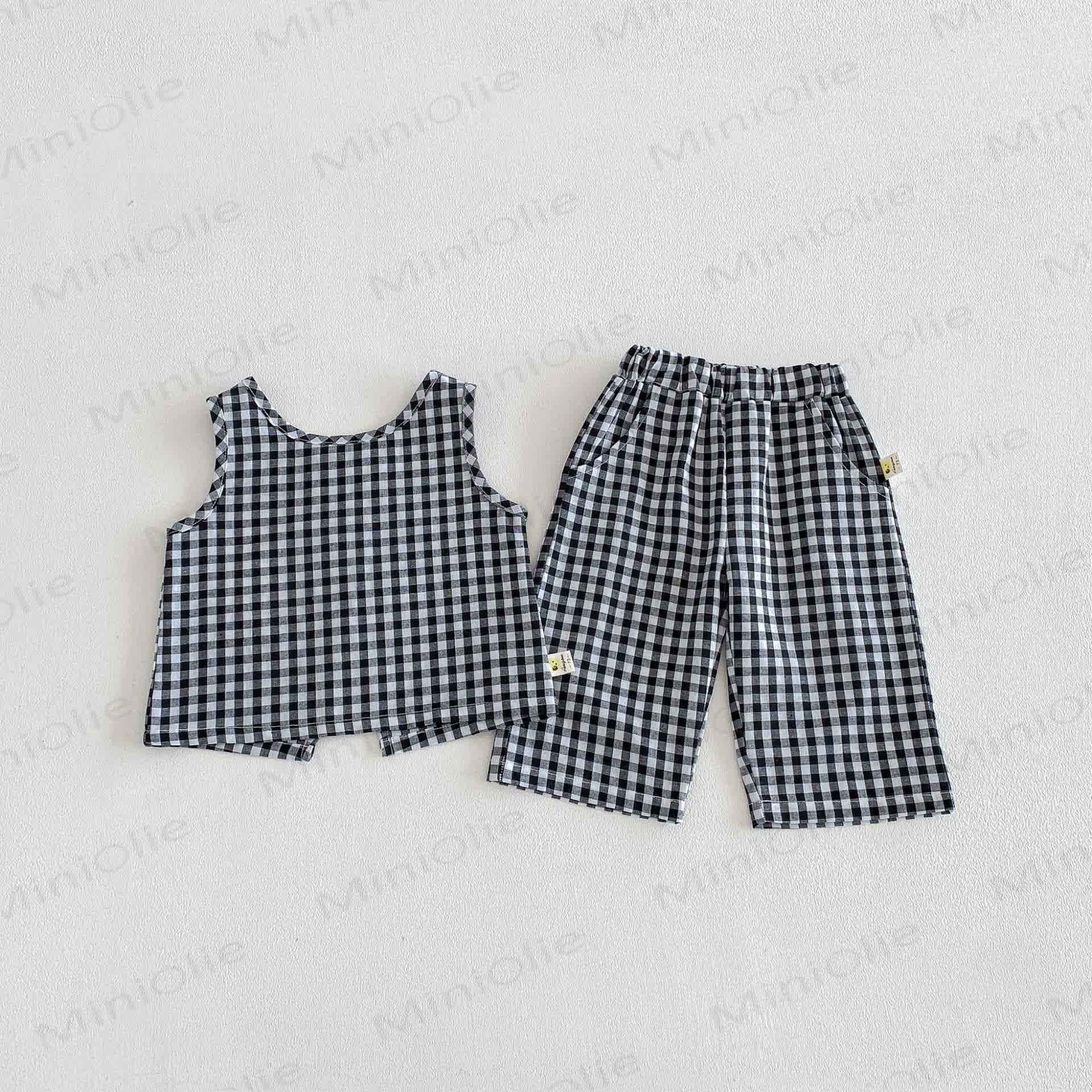 Completo da bambina composto da canotta e pantaloni in cotone a quadretti. - Grigio - 3-4 anni - image 2