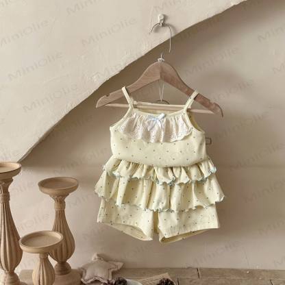 Completo da bambina con canotta e pantaloncini in cotone a pois con volant. - image 1