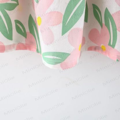 Vestitino senza maniche con fiocco floreale e cappellino per bambina - image 8