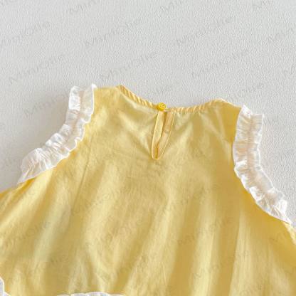 Canotta con volant a margherite per bambine, salopette floreale o pantaloncini bianchi a tinta unita. - image 9