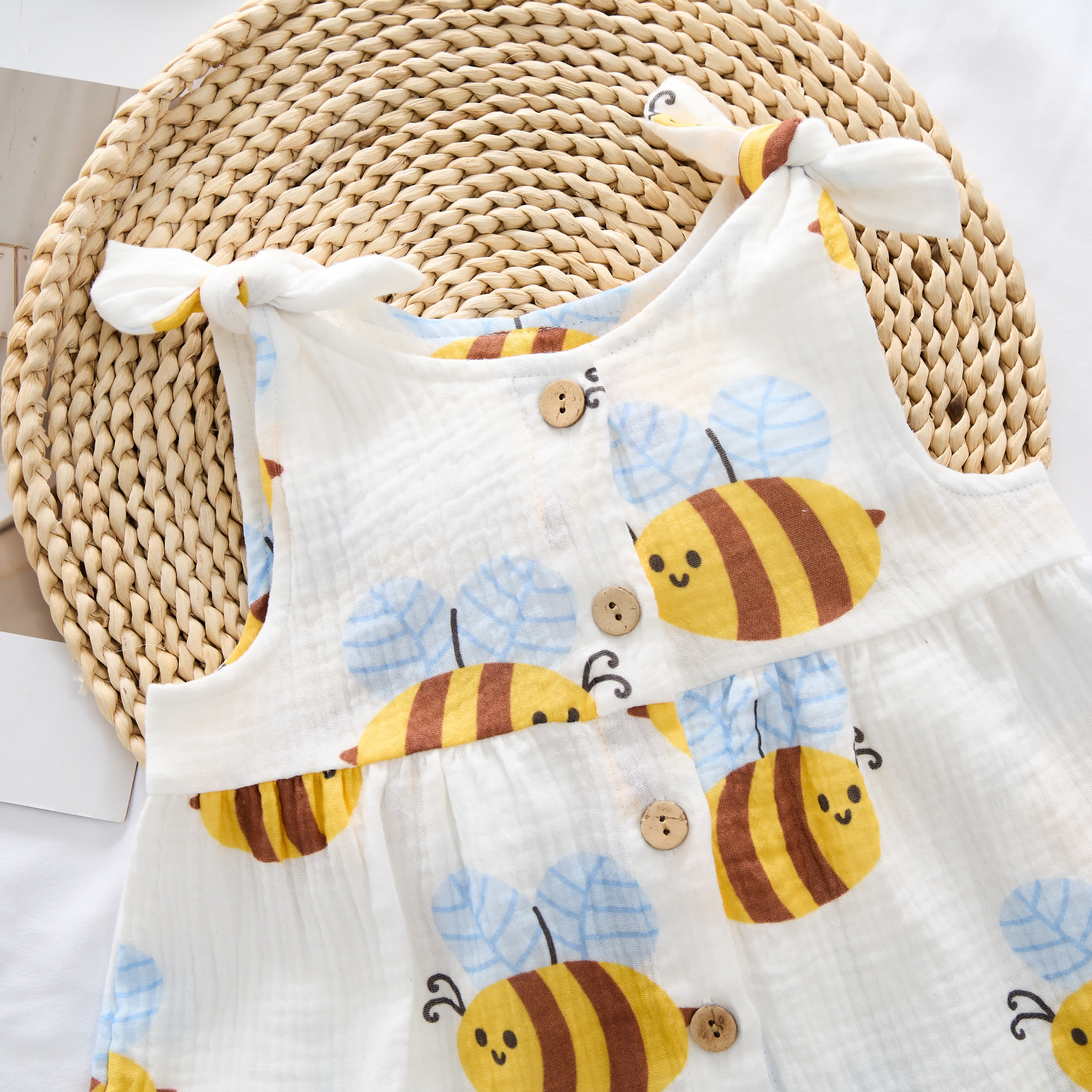 Set di 2 bretelle per bambina con stampa ape. - image 4