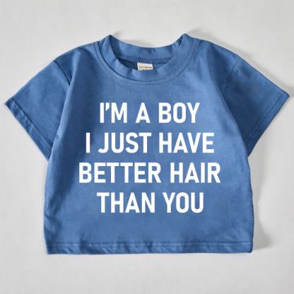 Sono un ragazzo, ho solo capelli più belli dei tuoi. Maglietta blu con slogan per bambini. - Blu - 18-24 mesi - image 1