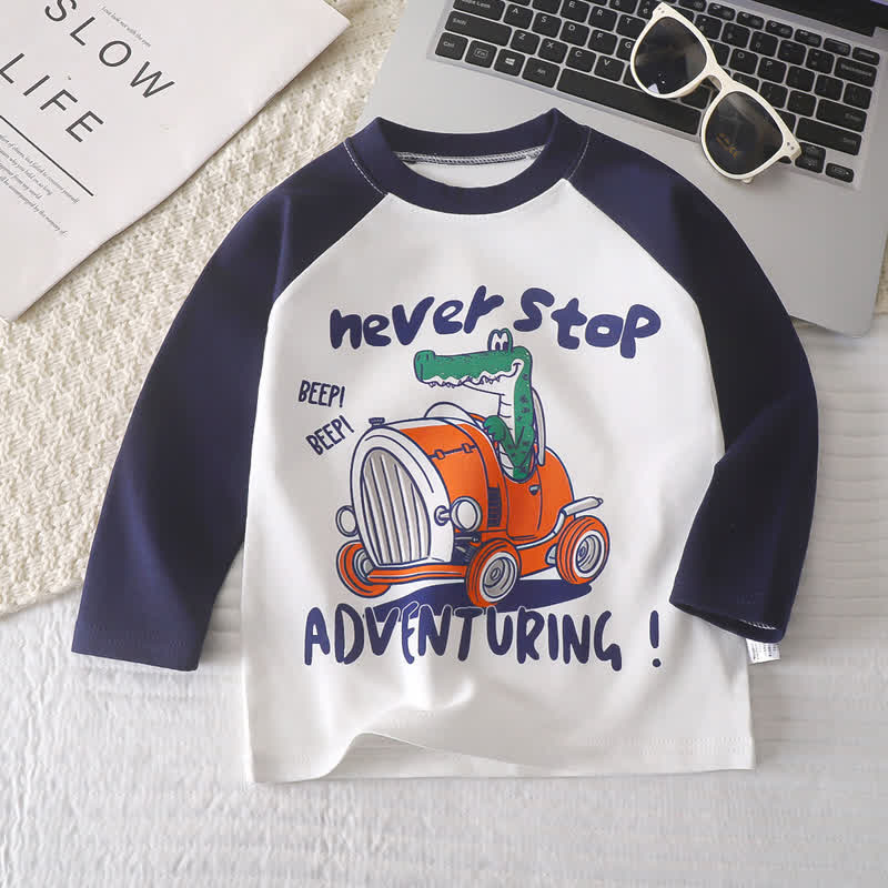 T-shirt in cotone a maniche raglan/a righe con stampa a cartoni animati per neonati e bambini piccoli - Coccodrillo blu scuro - 6-7T - image 12