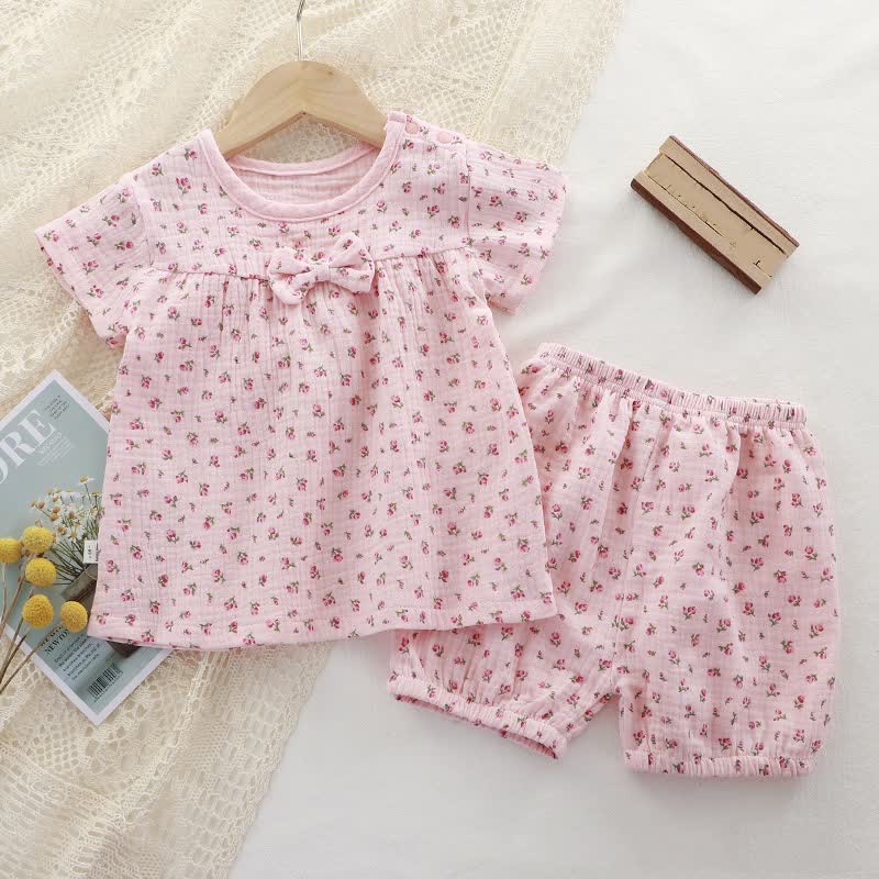 Pigiama da bambina composto da maglietta e pantaloncini con stampa floreale, set di 2 pezzi - Rosa - 4-5T - image 3