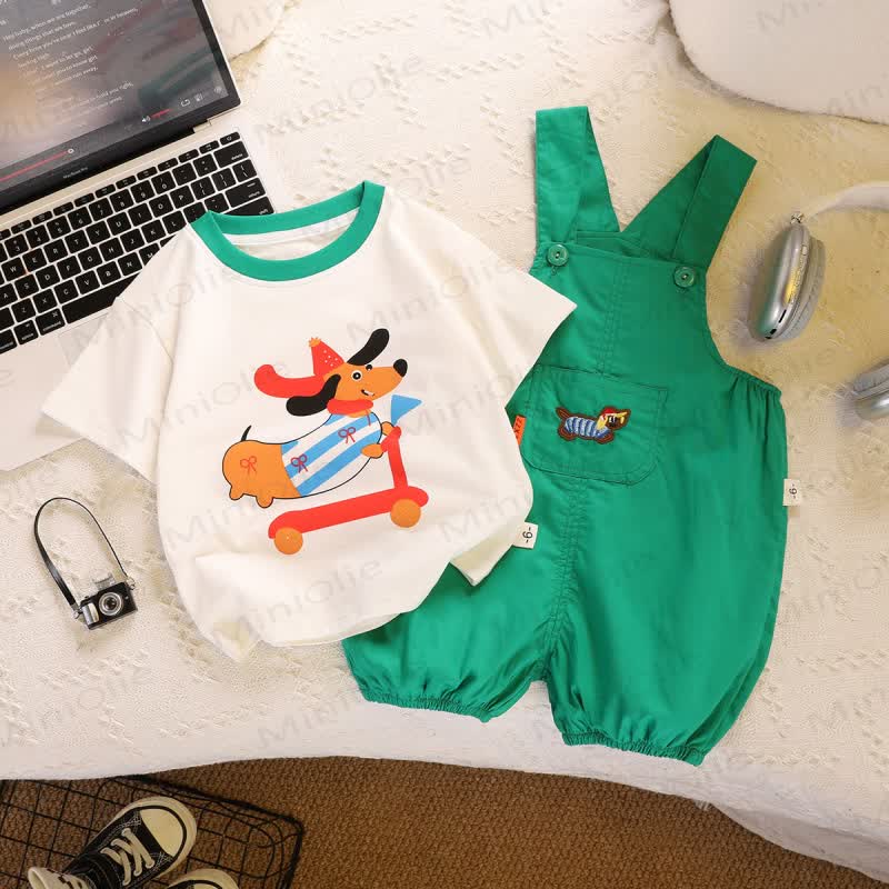 Completo da bambino composto da maglietta con stampa di bassotto e pantaloncini con bretelle, due pezzi. - Verde - 6-7T - image 2