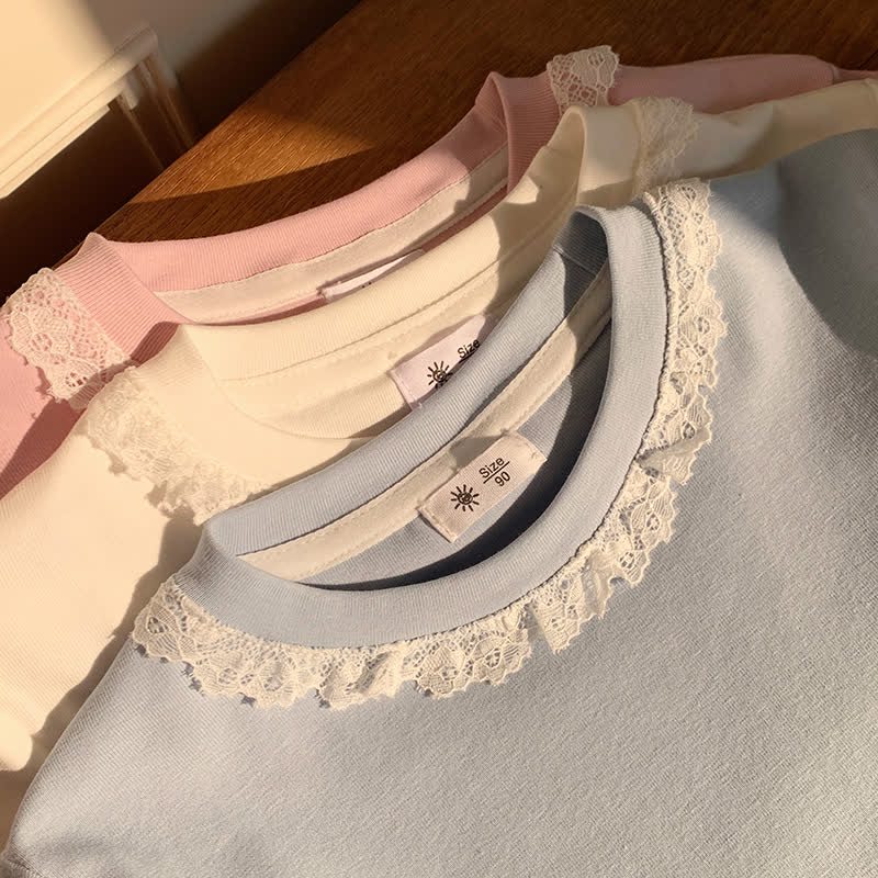 T-shirt estiva da bambina a tinta unita con colletto in pizzo - image 10