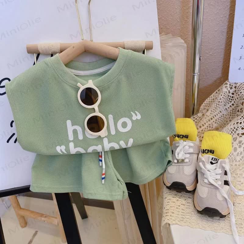 Completo da casa per neonati e bambini composto da maglietta e pantaloncini in maglia a nido d'ape. - Verde - 6-7T - image 3