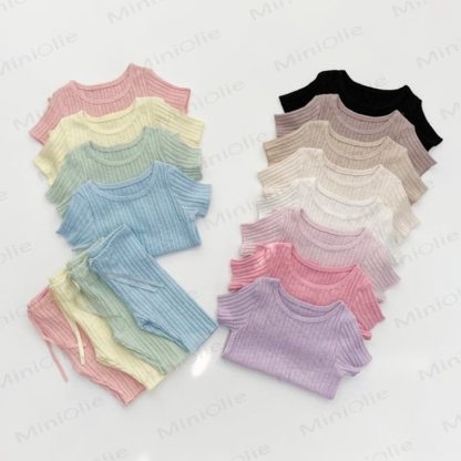 Completo da casa per neonati e bambini in cotone a coste, composto da top e pantaloni (2 pezzi). - image 1