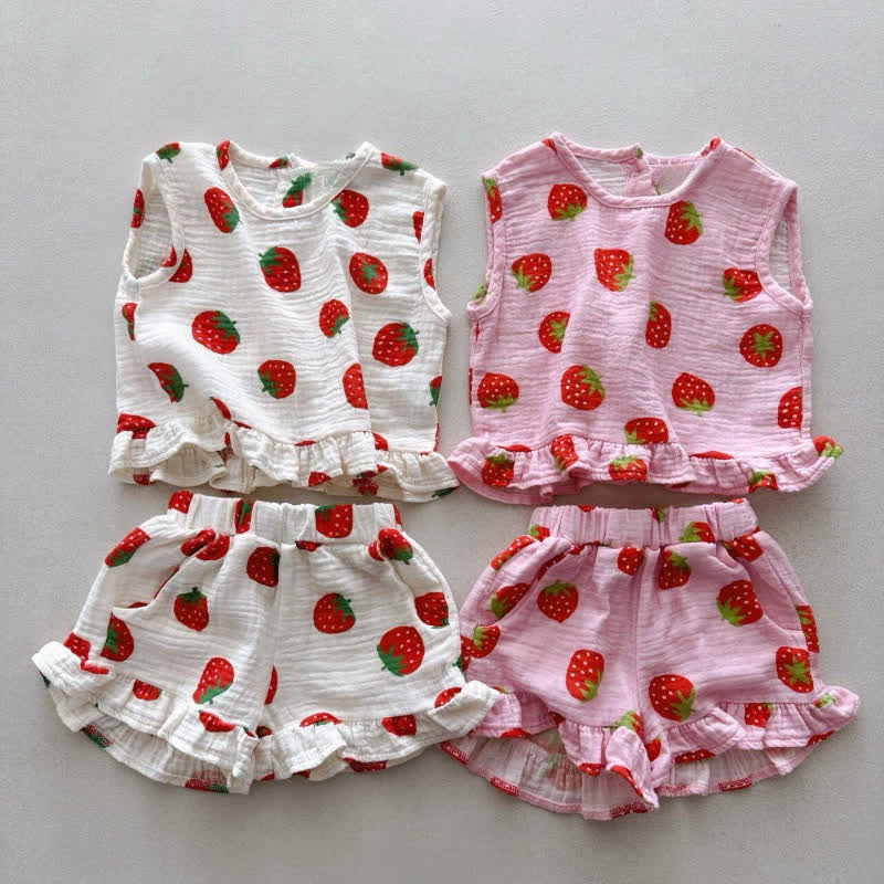 Completo da bambina composto da top a balze con fragole e pantaloncini senza maniche, due pezzi. - image 1