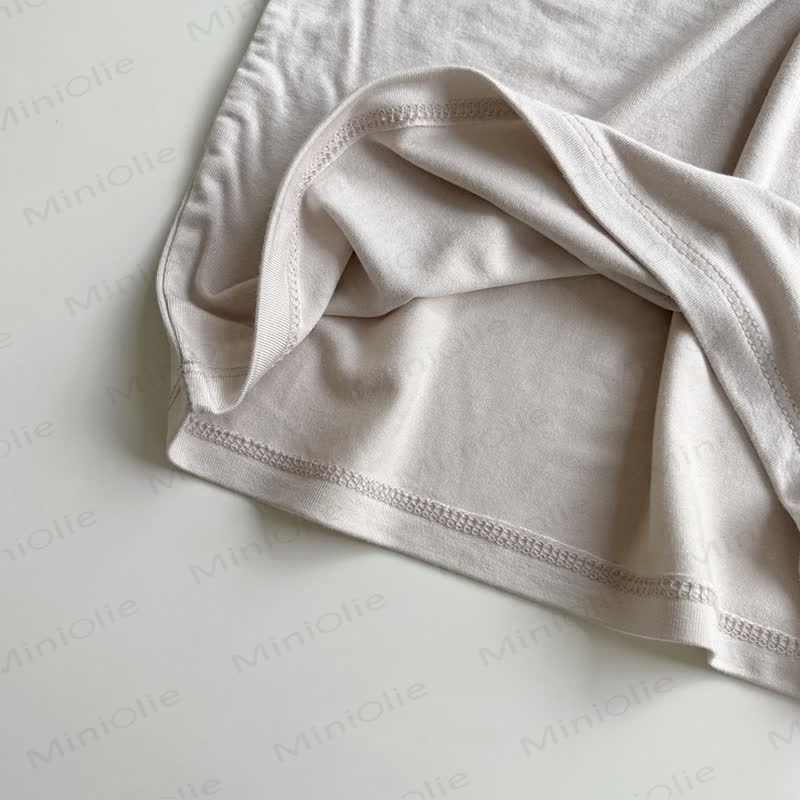 Completo per bambina composto da maglietta e pantaloncini in morbido cotone. - image 11