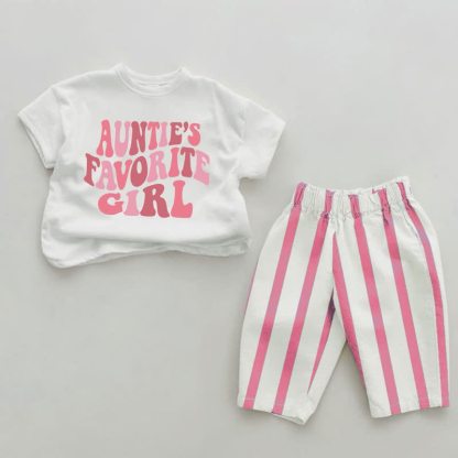 Completo da bambina a 2 pezzi con slogan "La ragazza preferita della zia", ​​a righe verticali rosa. - Bianco e rosa - 2-3T - image 1