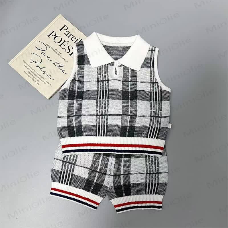 Completo da neonato/a composto da canotta con colletto e pantaloncini a quadri in maglia, due pezzi. - Grigio - 4-5T - image 2