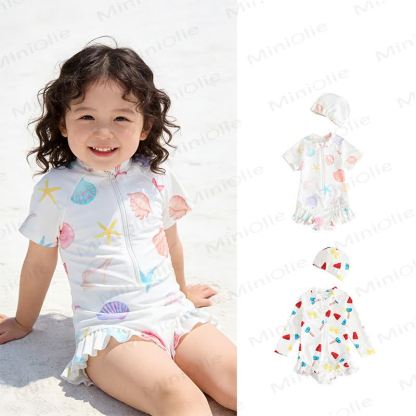 Costume da bagno intero per bambina con volant e cuffia inclusa. - image 1