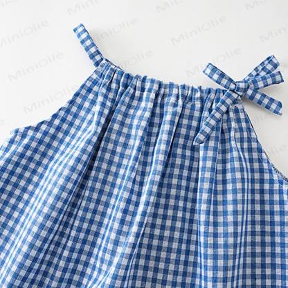 Vestito a quadretti con volant per bambina, con borsetta inclusa. - image 6
