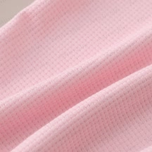 Completo per neonati e bambini composto da maglietta a nido d'ape e pantaloncini con stampa animalier. - image 6