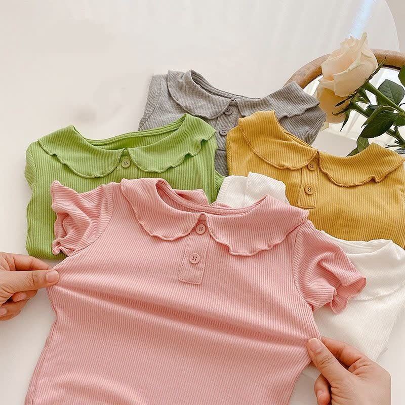 T-shirt a coste a tinta unita con colletto a volant per bambina - image 8