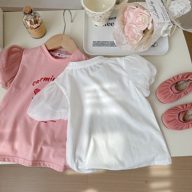 T-shirt estiva da bambina con scollo rotondo e maniche a sbuffo. - image 8