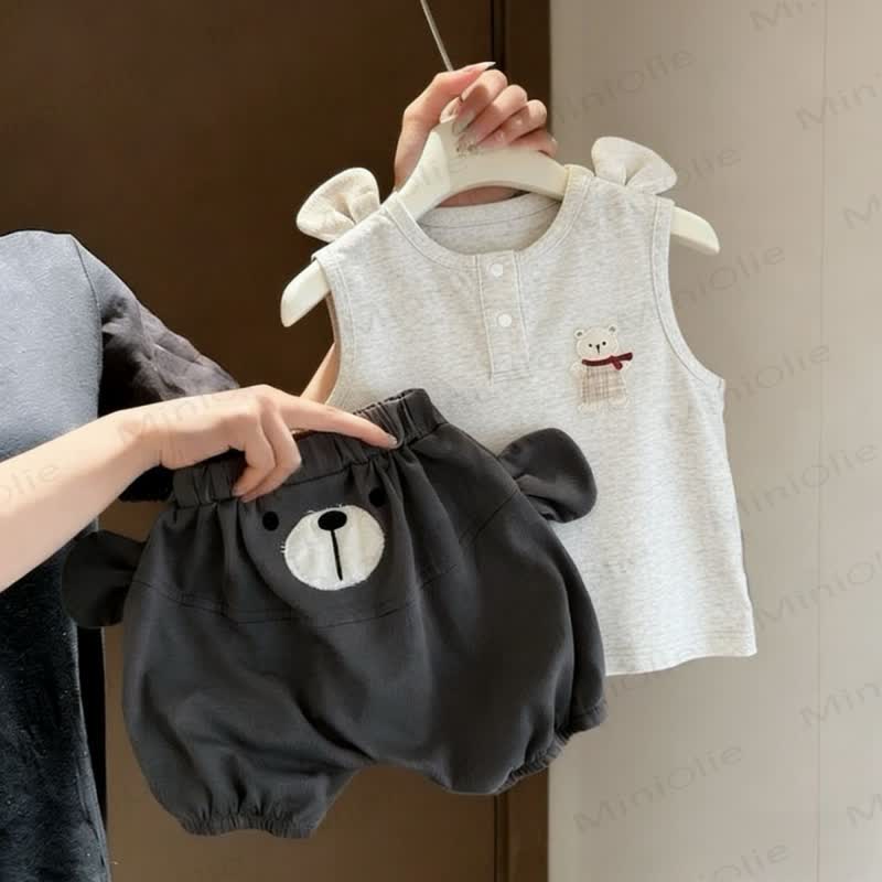Completo da neonato/bambino composto da canotta e pantaloncini con ricamo di orsetto, due pezzi. - Grigio - 4-5T - image 1