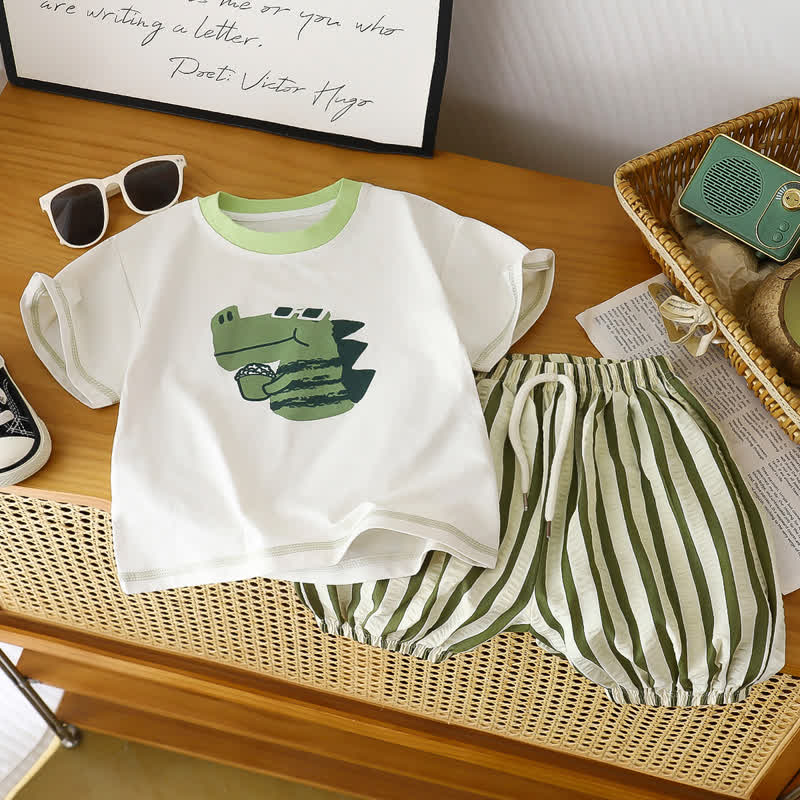 Completo da bambino composto da maglietta con stampa animalier e pantaloncini a righe, due pezzi. - Verde - 8-9T - image 2
