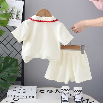 Completo da bambina composto da top con colletto Peter Pan e pantaloncini con stampa fragola, due pezzi. - image 4
