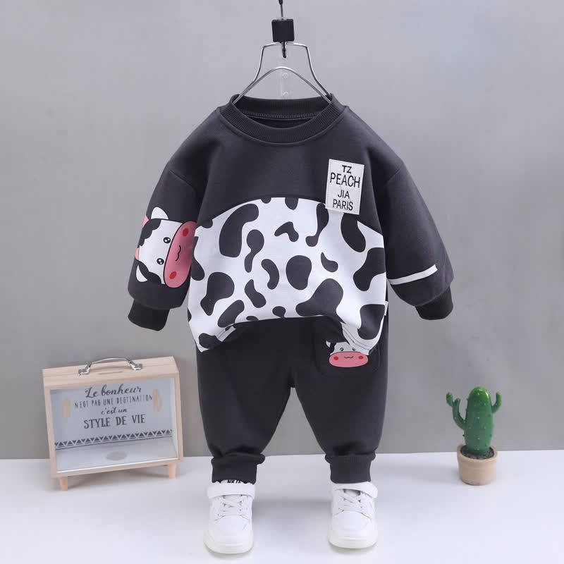 Completo per neonato/a composto da felpa e pantaloni con stampa animalier, due pezzi. - Mucca grigia - 4-5T - image 10