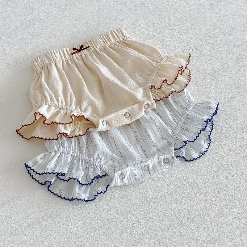Pantaloncini in cotone a strati con fiocco e volant per bambina - image 1