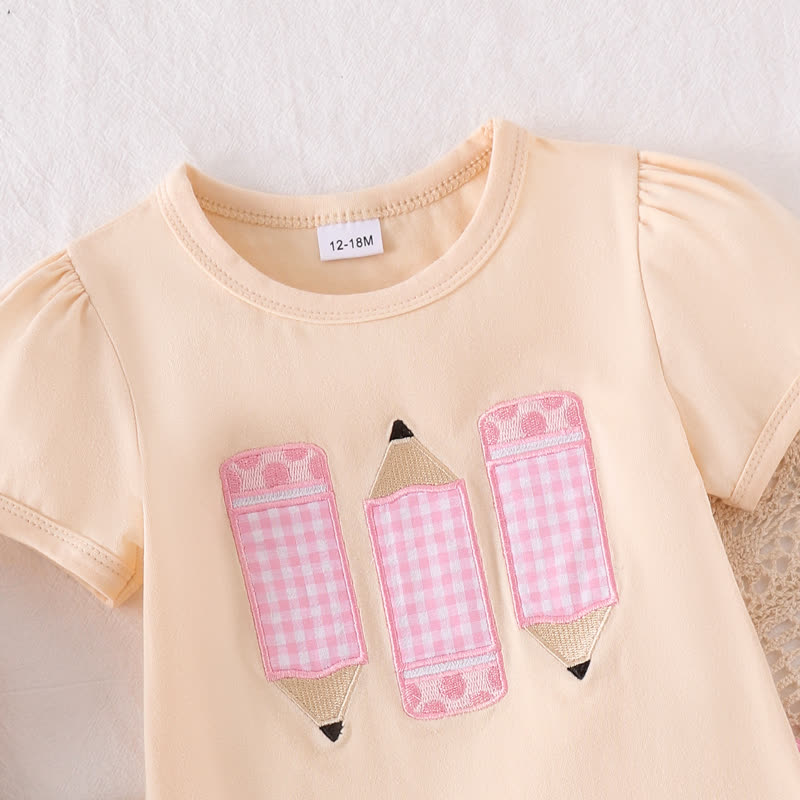 Completo da bambina composto da top a matita con applicazioni e pantaloncini, due pezzi. - image 5