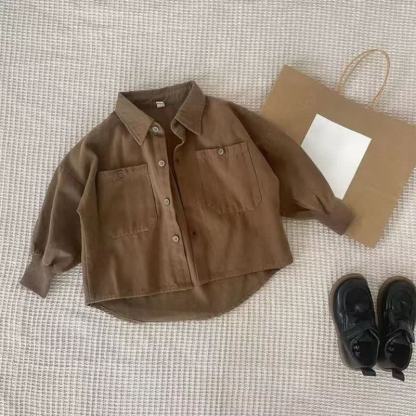 Completo da bambino composto da camicia marrone e pantaloni beige (due pezzi). - Marrone Top - 6T - image 2
