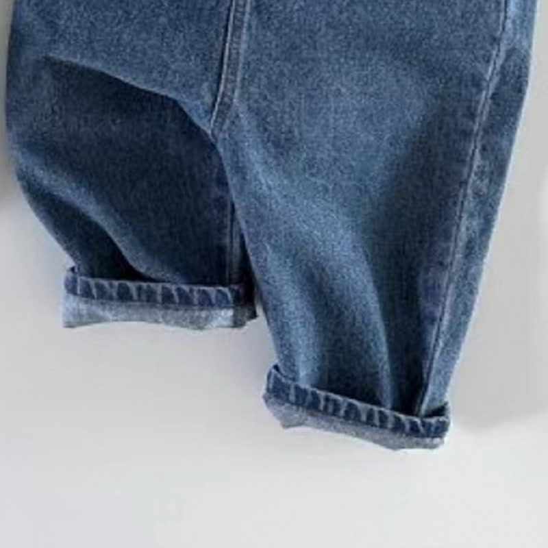Salopette in denim con tasche per neonati e bambini piccoli - image 6