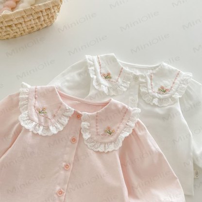 Camicia da bambina in cotone con colletto Peter Pan ricamato - image 5