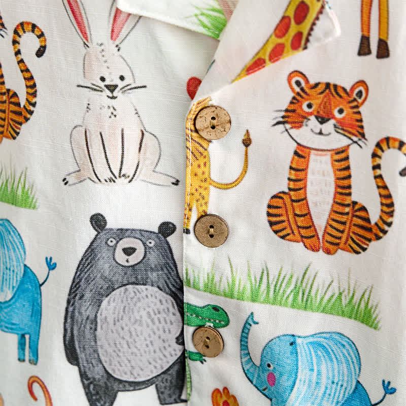 Completo da bambino composto da maglietta e pantaloncini con stampa animalier. - image 6