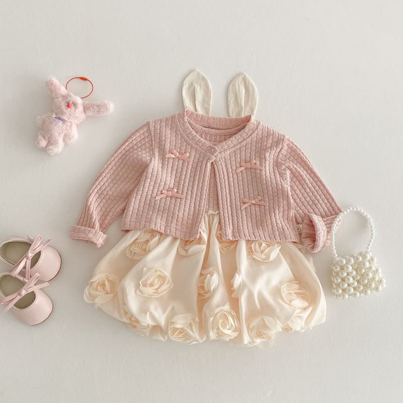 Completo da bambina composto da vestitino e cardigan con rose. - image 3