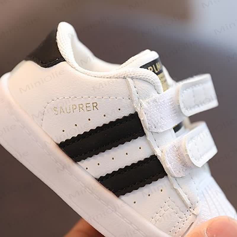 Scarpe da ginnastica a righe per bambini - image 15
