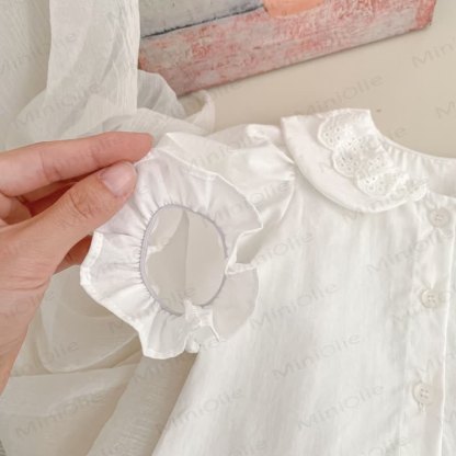 Vestitino a salopette a pois e camicetta di pizzo per bambina - image 11