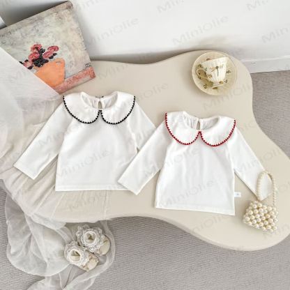 Vestitino a quadretti con fiocco e camicetta bianca per bambina - image 4