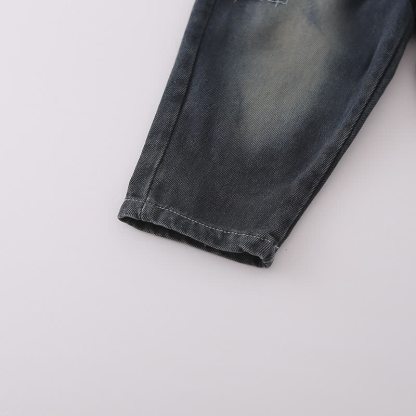 Completo da bambino composto da felpa con mezza zip e pantaloni in denim con stampa a cartoni animati. - image 15