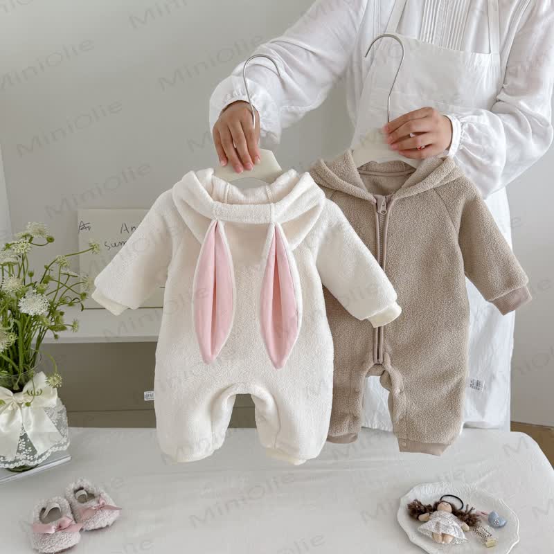 Tutina per neonati in sherpa con cappuccio e cerniera frontale con orecchie da coniglio. - image 5