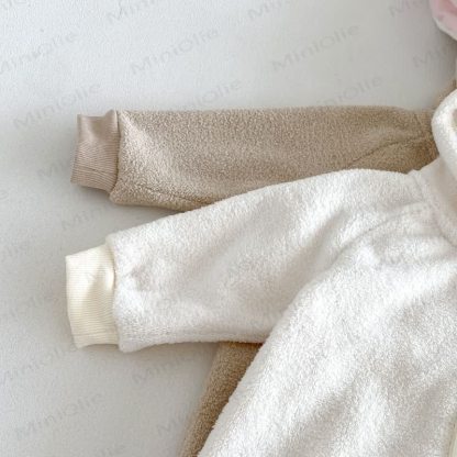 Tutina per neonati in sherpa con cappuccio e cerniera frontale con orecchie da coniglio. - image 14