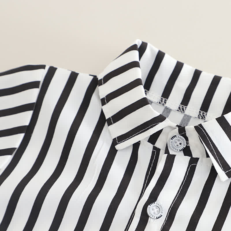 Completo da 3 pezzi per neonato composto da canottiera asimmetrica e camicia a righe. - image 9