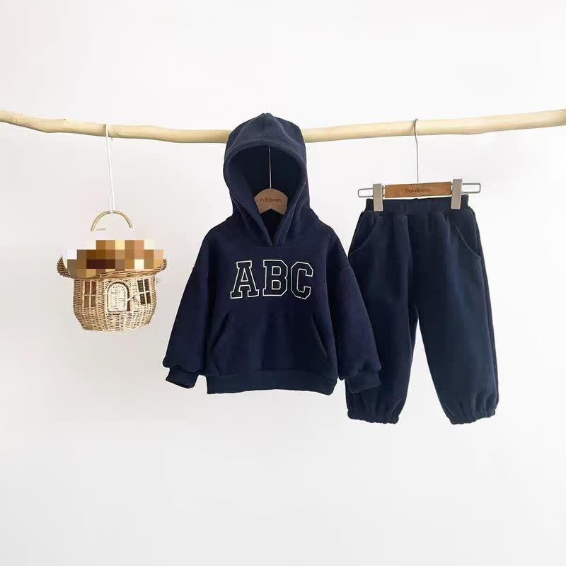 Completo 2 pezzi ABC per bambini, composto da felpa con cappuccio e pantaloni della tuta in morbido pile. - Marina - 8-9T - image 4