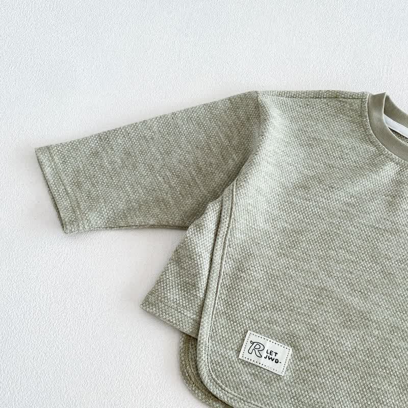 Maglione o pantaloni cargo a tinta unita per bambini piccoli - image 10